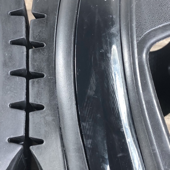 Crocs Mega Crush Unisex Sandals sz W8 / M6 - Picture 12 of 15